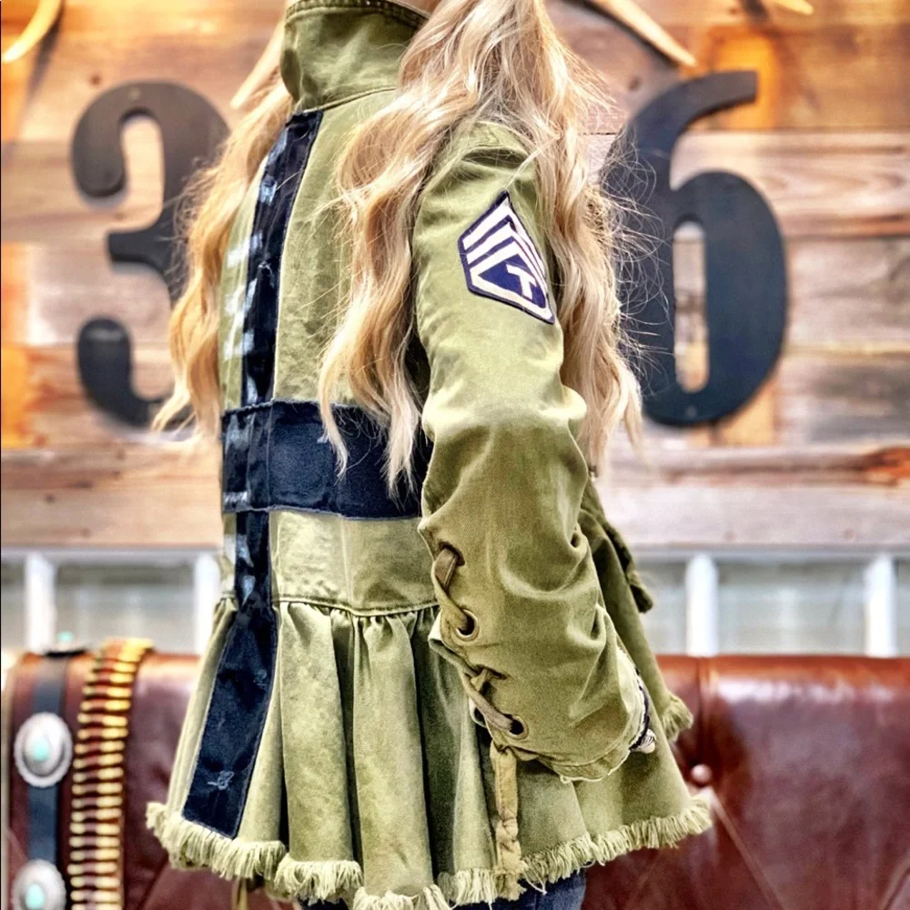 Military Style Jacket - Picture 6 of 12